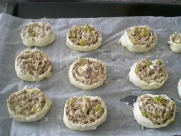 Blätterteig  Schnecken pikant gefüllt - Rezept - Bild Nr. 5