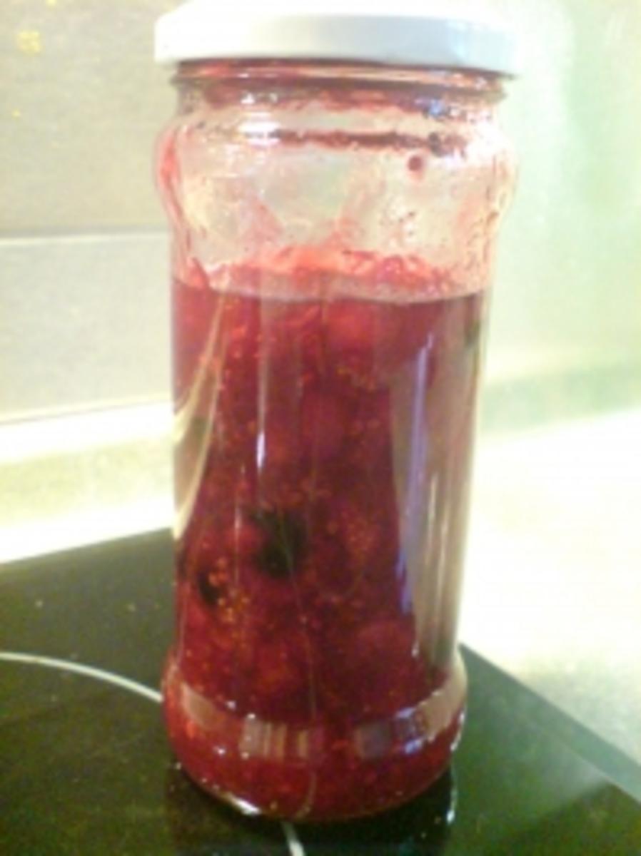 Marmelade "Rote Beeren" mit ordentlich "Schuss" - Rezept - Bild Nr. 4
