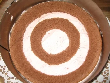 Erdbeer-Schachbrett-Torte - Rezept - Bild Nr. 7