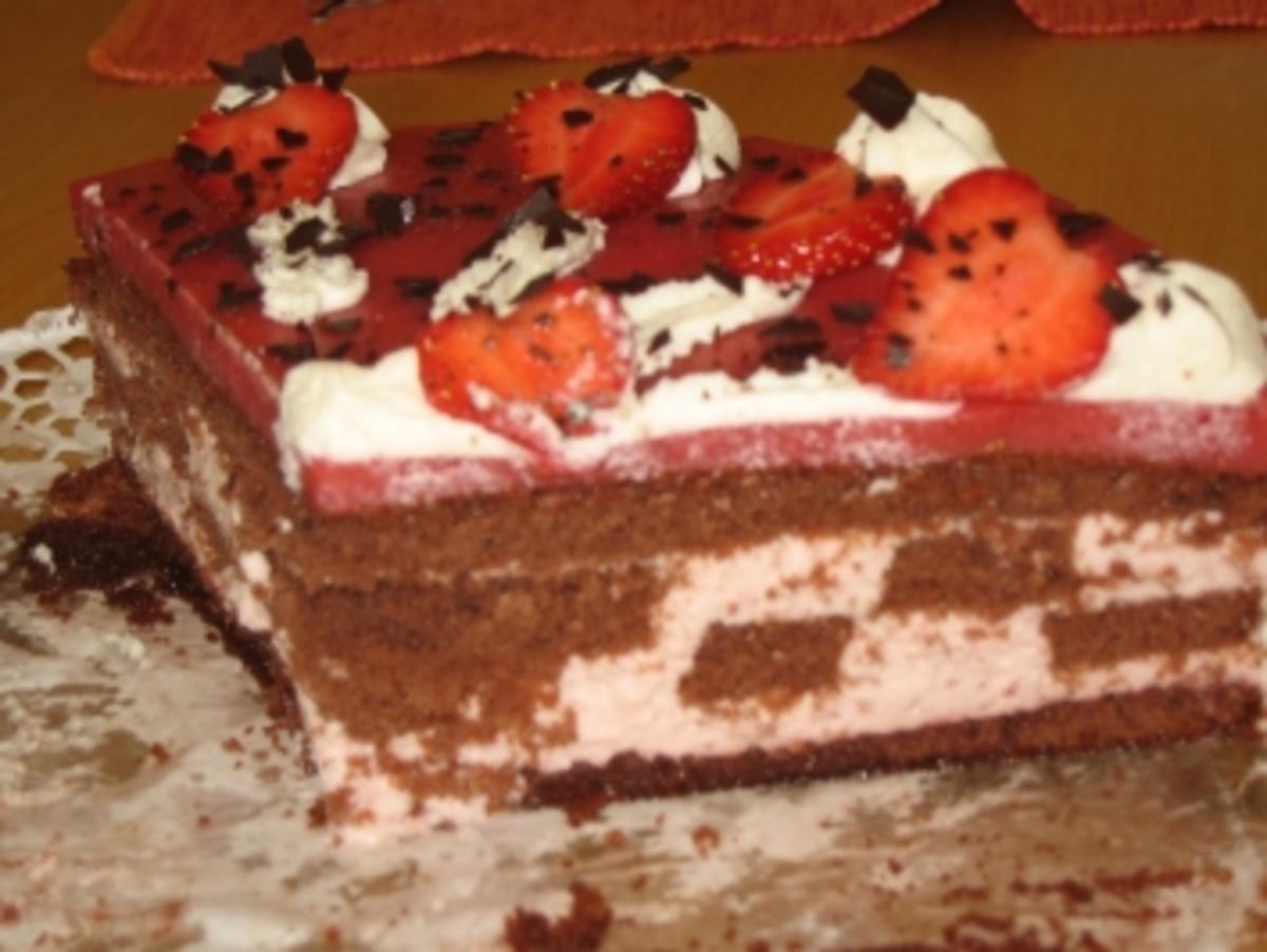 Erdbeer-Schachbrett-Torte - Rezept - Bild Nr. 11