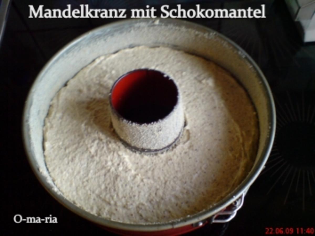 Kuchen  Mandelkranz mit Schokomantel - Rezept - Bild Nr. 2