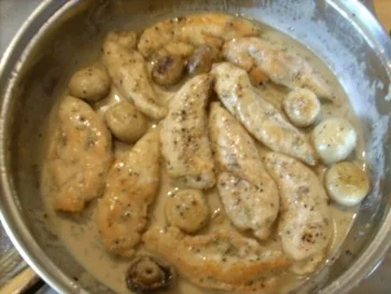 Rezept: Putenfilets in Champagner-Sahne Bild Nr. 4 Putenfilets in Champagner-Sahne - Rezept - Bild Nr. 4