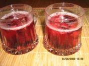 Spritzige Beeren-Bowle - Rezept