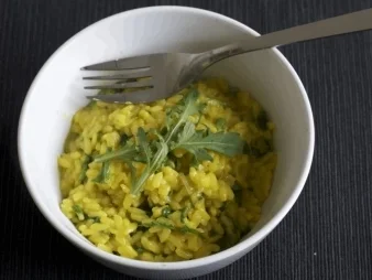 Safranrisotto mit Rucola - Rezept