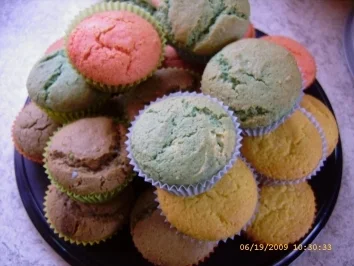 Rezept: Quietschbunte Muffins Bild Nr. 16 Quietschbunte Muffins - Rezept - Bild Nr. 16