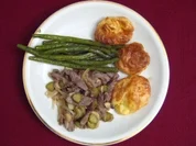 Rezept: Boeuf Stroganoff mit grรผnen Bohnen und Herzoginkartoffeln Boeuf Stroganoff mit grรผnen Bohnen und Herzoginkartoffeln - Rezept