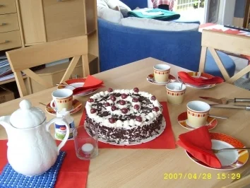 Rezept: Schwarzwälder Kirschtorte Schwarzwälder Kirschtorte - Rezept