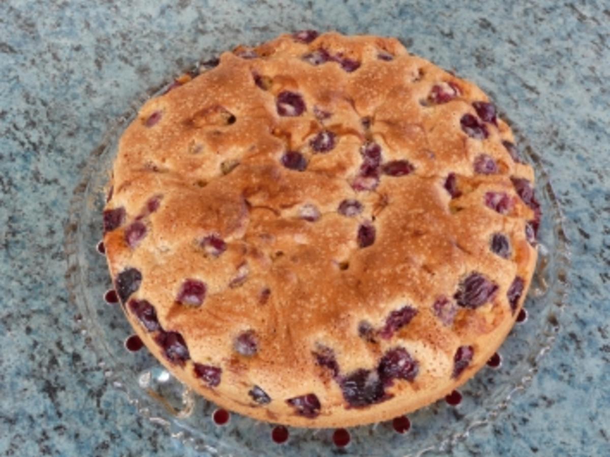 Kirschkuchen mit Guß - Rezept mit Bild - kochbar.de