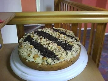 Stracciatella-Kuchen mit Kirschen - Rezept