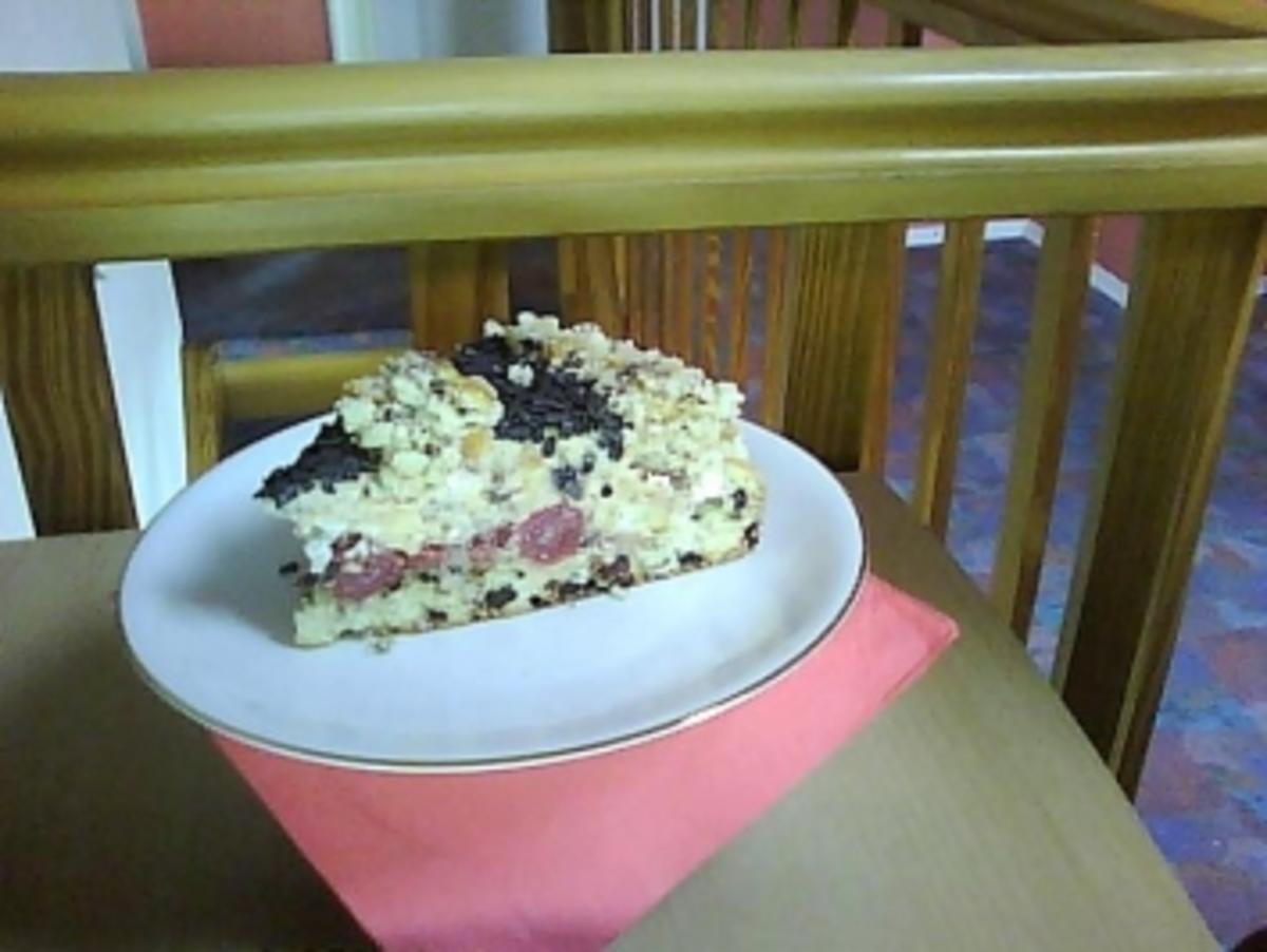 Stracciatella-Kuchen mit Kirschen - Rezept - Bild Nr. 2