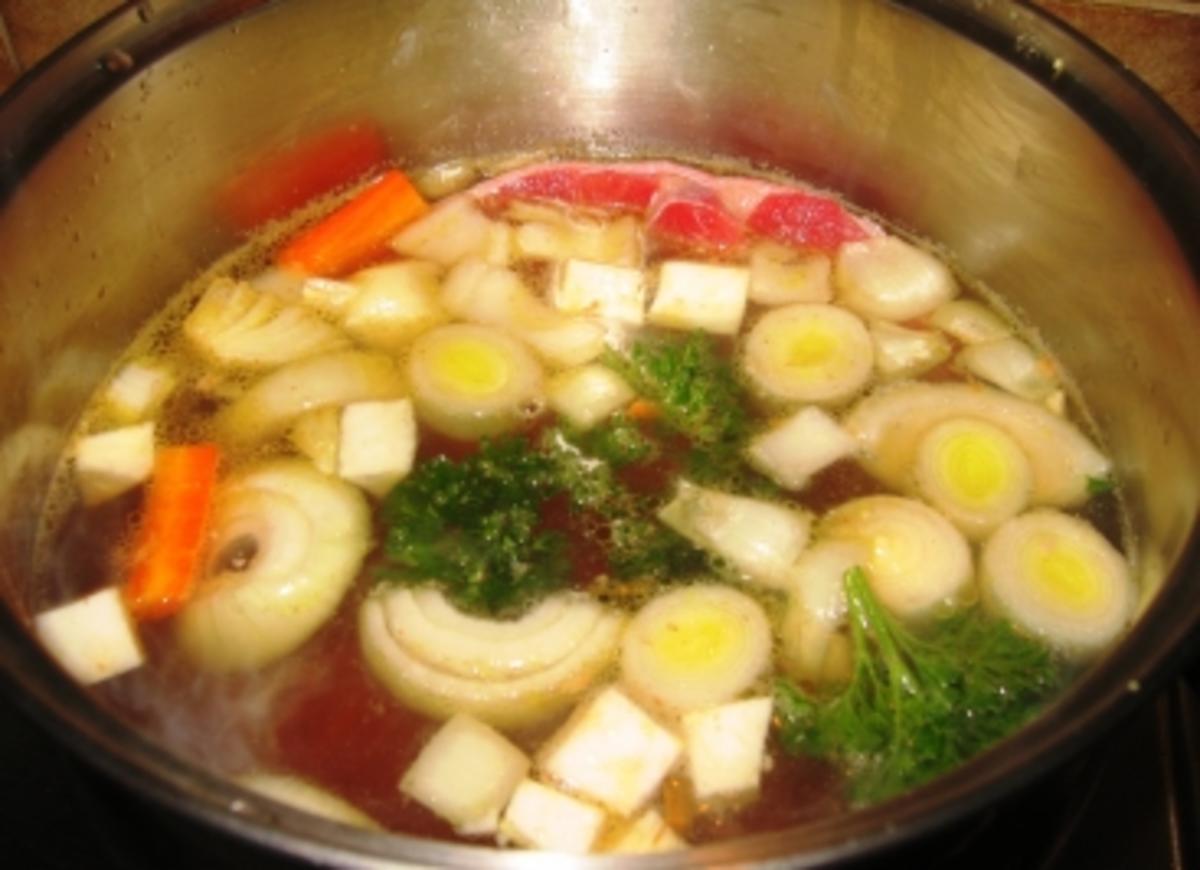Suppe: Rindfleischsuppe a la Mama - Rezept - Bild Nr. 2