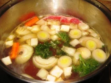 Suppe: Rindfleischsuppe a la Mama - Rezept - Bild Nr. 2