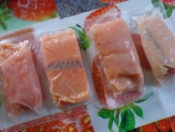 Lachsfilet in Kräuter-Wein-Sauce - Rezept - Bild Nr. 3