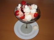 Erdbeereis mit Orangenlikör - Rezept