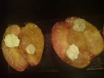 Dessert "Curry-Pfirsiche mit Vanilleeis" - Rezept - Bild Nr. 3