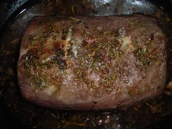 Schweinsbraten in Rotwein aus dem Römertopf - Rezept - Bild Nr. 2