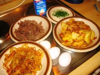 Rezept: Auflauf: Rindfleischauflauf Bild Nr. 2 Auflauf: Rindfleischauflauf - Rezept - Bild Nr. 2