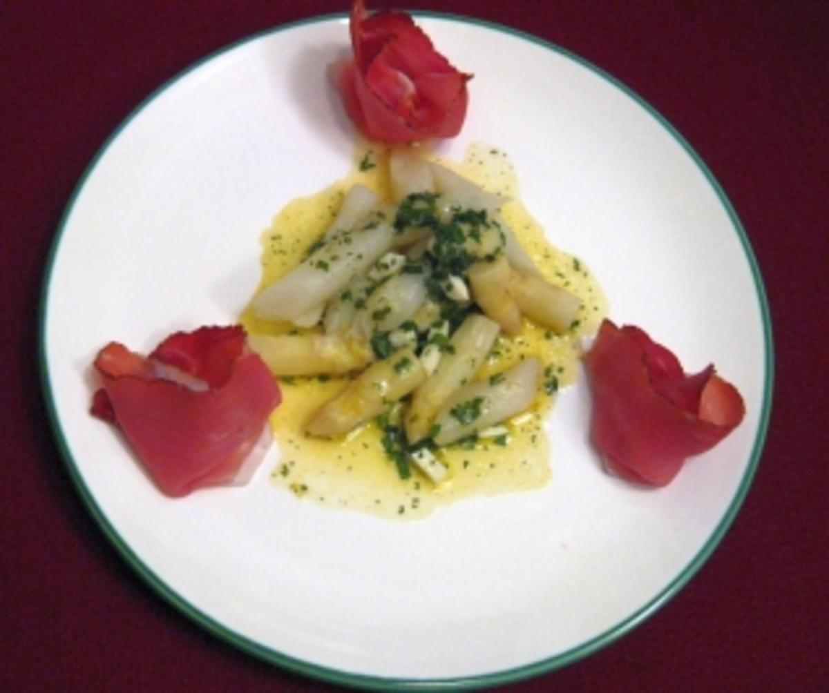 Spargelsalat mit Schwarzwälder Schinken - Rezept - kochbar.de