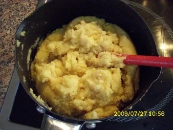 Rezept: Suppe: Grießklößchensuppe Bild Nr. 2 Suppe: Grießklößchensuppe - Rezept - Bild Nr. 2