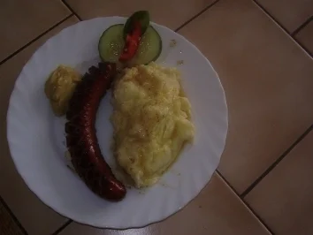 Rezept: Igelwurst mit Kartoffelbrei Igelwurst mit Kartoffelbrei - Rezept