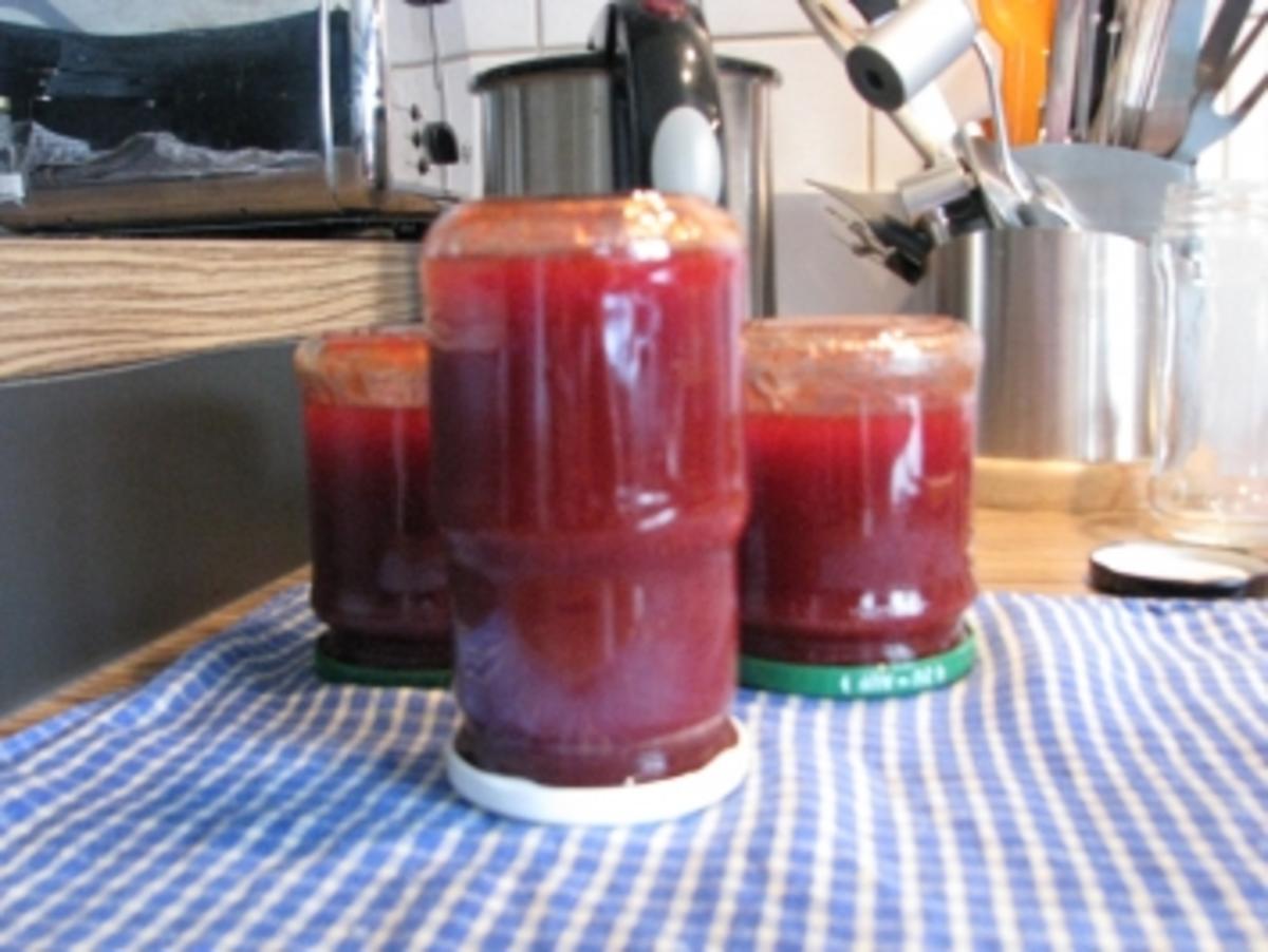 &amp;quot;MARMELADE&amp;quot; Erdbeer-Marmelade mit Schoko-Schuss - Rezept - kochbar.de