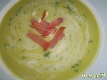Erbsen - Cremesuppe mit Lachsschinken - Rezept