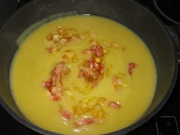 Kartoffelsuppe mit Würstchen - Rezept - Bild Nr. 5
