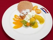 "Oranje Boven" – Poffertjes an Mango-Blutorangensorbet und Orangenlikör - Rezept