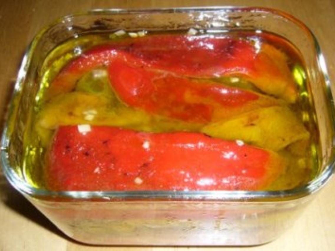 Eingelegte Paprika mit Ziegenkäse - Rezept - kochbar.de