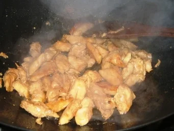 Rezept: Asiatisch: Sherryhähnchen mit gebratenem Kopfsalat Bild Nr. 2 Asiatisch: Sherryhähnchen mit gebratenem Kopfsalat - Rezept - Bild Nr. 2
