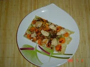 Möhrchen-Flammkuchen mit gebratener Maispoulardenbrust - Rezept