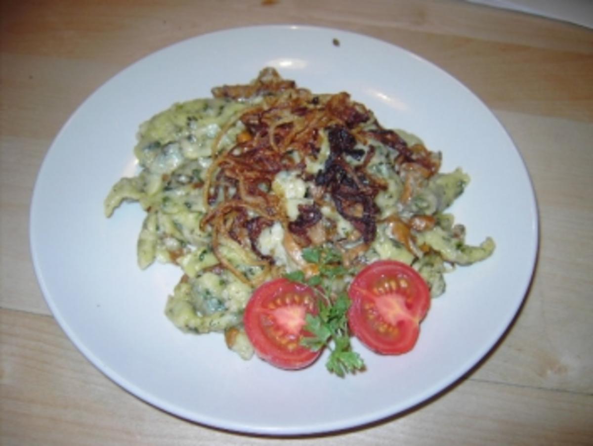 Smetana -Nockerln mit Steinpilzen und Bergkäse - Rezept - kochbar.de