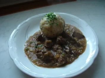 Saure Leber mit Semmelknödeln - Rezept - Bild Nr. 3