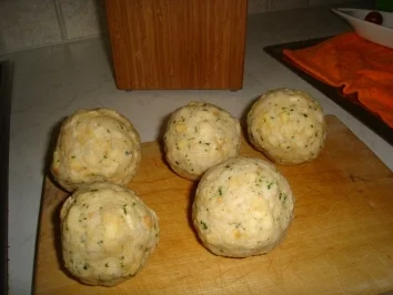 Semmelknödel - Rezept - Bild Nr. 2
