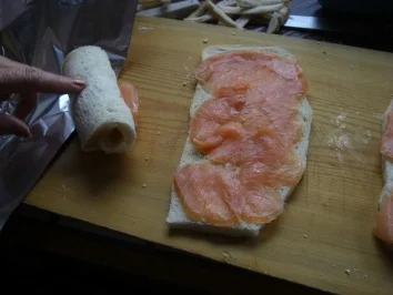 Rezept: Fisch-Lachsröllchen für Sektempfang Bild Nr. 6 Fisch-Lachsröllchen für Sektempfang - Rezept - Bild Nr. 6