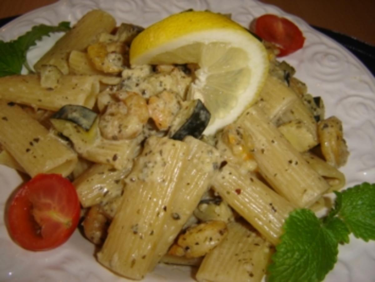 RIGATONI  MIT GARNELEN UND ZUCCHINI-ZITRONENSAUCE - Rezept - Bild Nr. 5