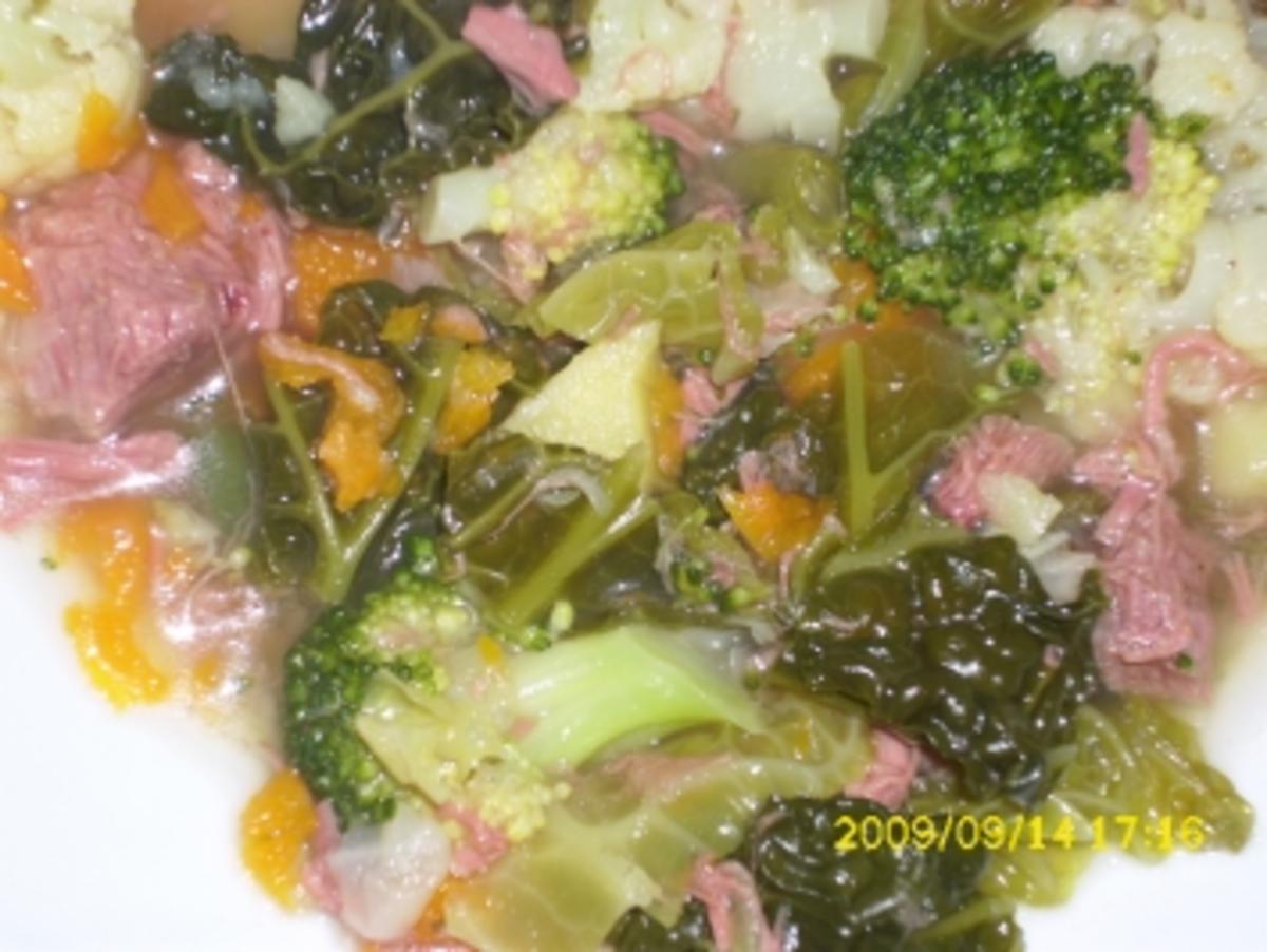 Suppe:  Sommerlicher Gemüseeintopf - Rezept - Bild Nr. 2