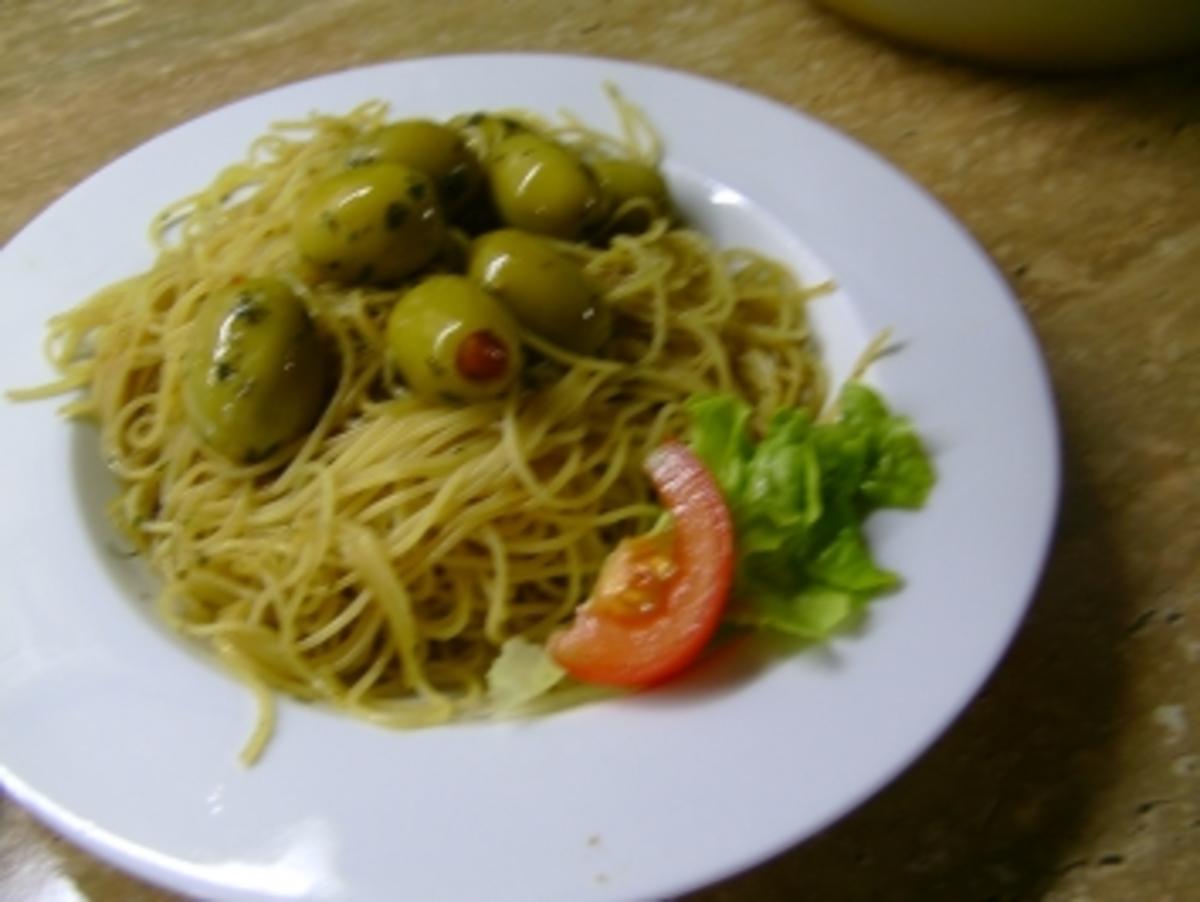 Spaghetti mit Oliven - Rezept - Bild Nr. 5