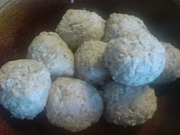 Rezept: Pälzer Flääschknepp mid Meerreddichsooß Bild Nr. 3 Pälzer Flääschknepp mid Meerreddichsooß - Rezept - Bild Nr. 3