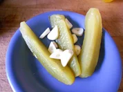 Rezept: Knoblauch-Gurken Knoblauch-Gurken - Rezept