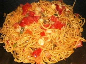 Meeresfrüchte: Scharfe Meeresfrüchte mit frischer Pasta - Rezept