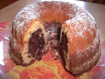 Rezept: Schokoladen - Mandelgugelhupf Bild Nr. 2 Schokoladen - Mandelgugelhupf - Rezept - Bild Nr. 2