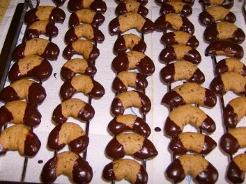 Rezept: Schoki - Orange - Kipferl Schoki - Orange - Kipferl - Rezept