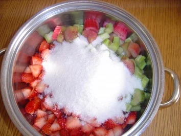 Erdbeer-Rababer-Gelee - Rezept - Bild Nr. 4