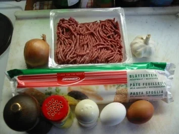 Wurschtwegge (Schweizerdeutsch) - Rezept