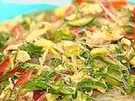 Rezept: Glasnudelsalat mit Hühnchenstreifen Glasnudelsalat mit Hühnchenstreifen - Rezept