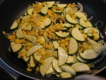 Bunte Makkaronipfanne - Rezept - Bild Nr. 7