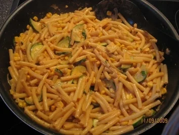 Bunte Makkaronipfanne - Rezept - Bild Nr. 16