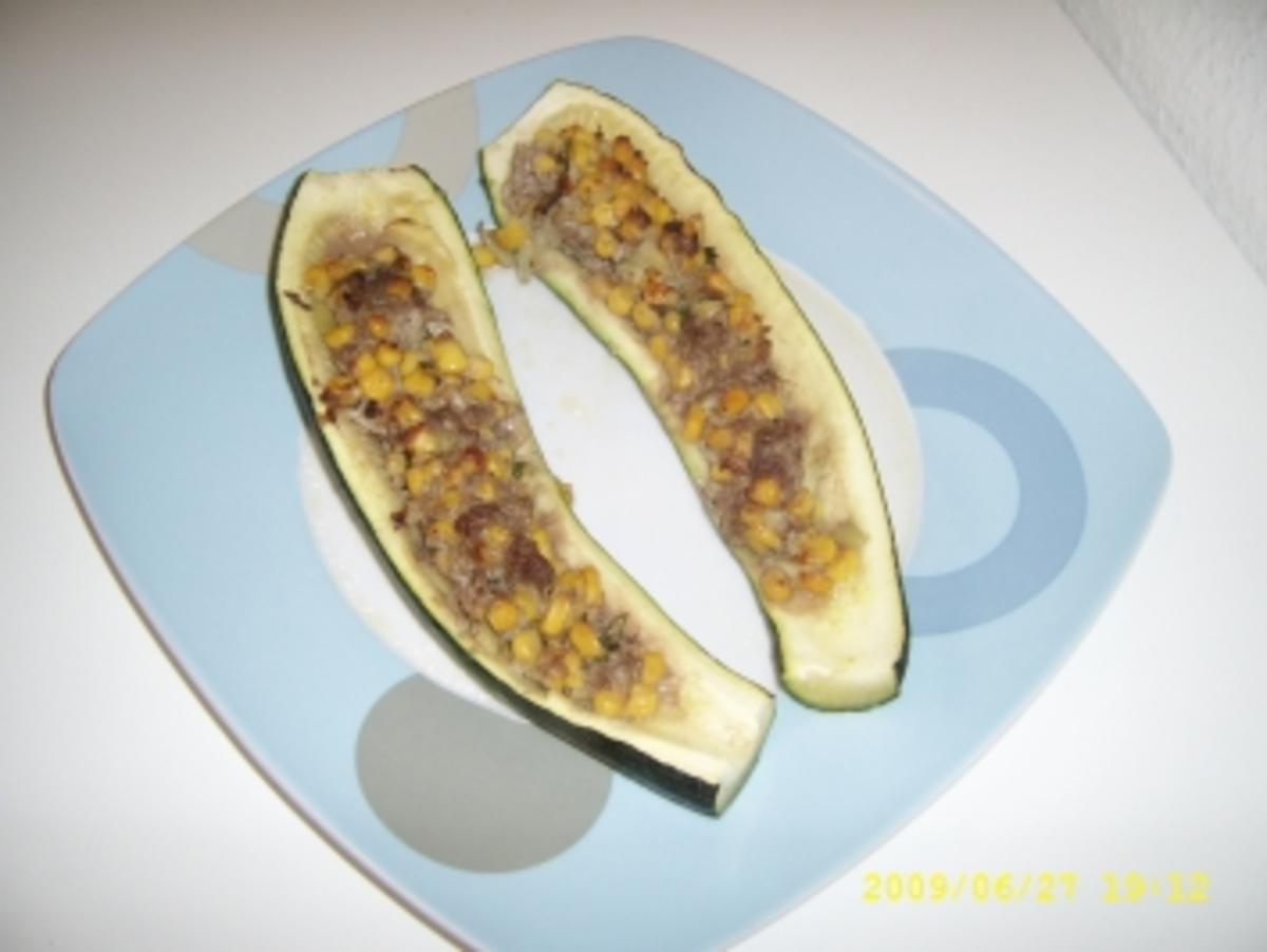 Zucchini - Hack - Schiffchen - Rezept