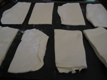 Rezept: Schnelle Erbeerschnittchen Bild Nr. 2 Schnelle Erbeerschnittchen - Rezept - Bild Nr. 2